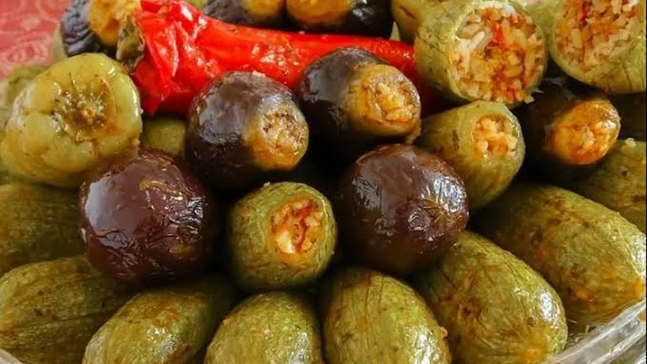 المحشي المشكل على أصوله.. اكتشفي سر الخلطة السحرية لطعم لا يقاوم